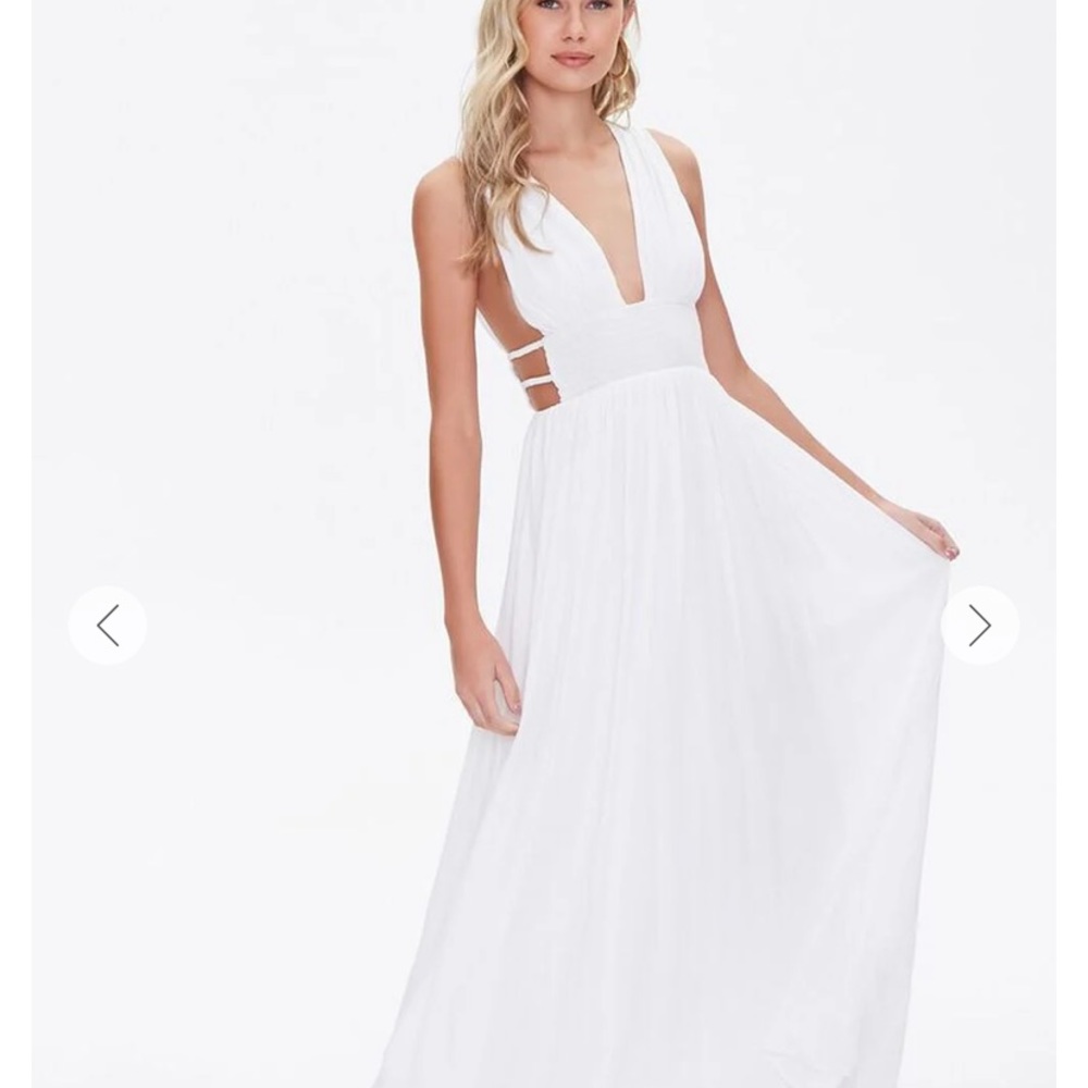 Forever 21 plunging white maxi dress small
